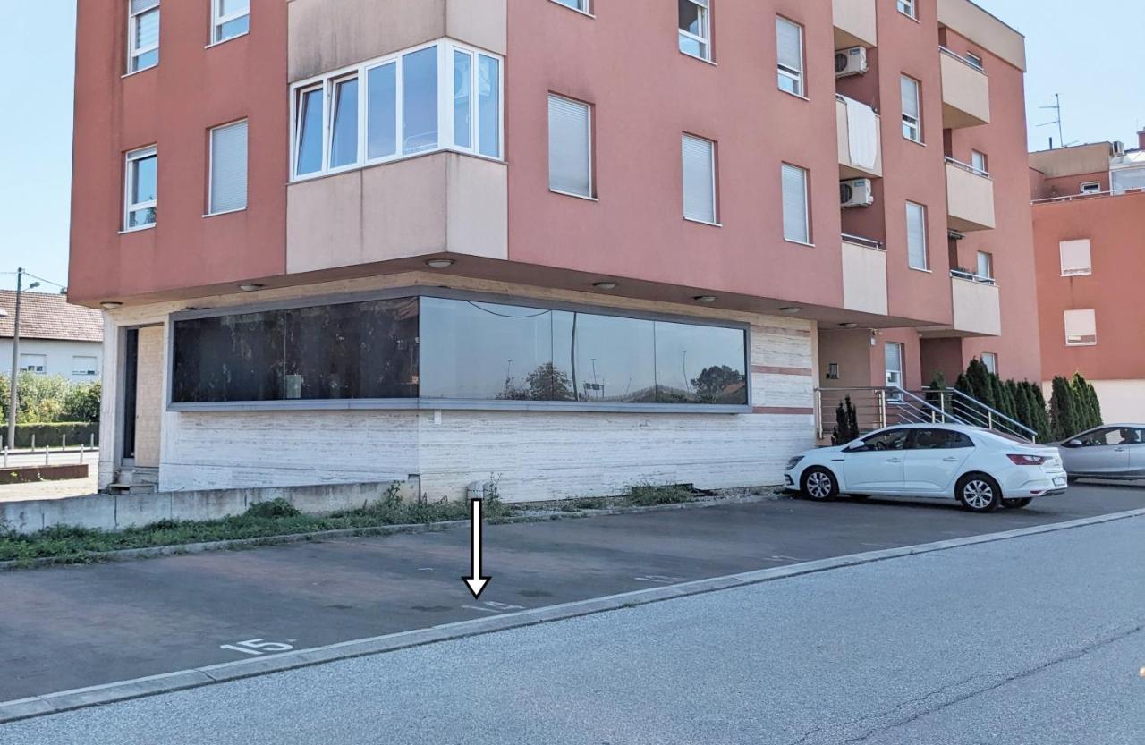 Doma-Lu Apartment-Near Airport And Highway- Free Parking Velika Mlaka Екстериор снимка