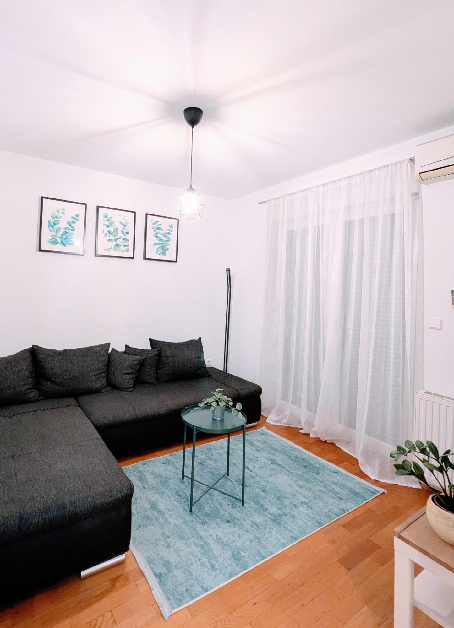 Doma-Lu Apartment-Near Airport And Highway- Free Parking Velika Mlaka Екстериор снимка